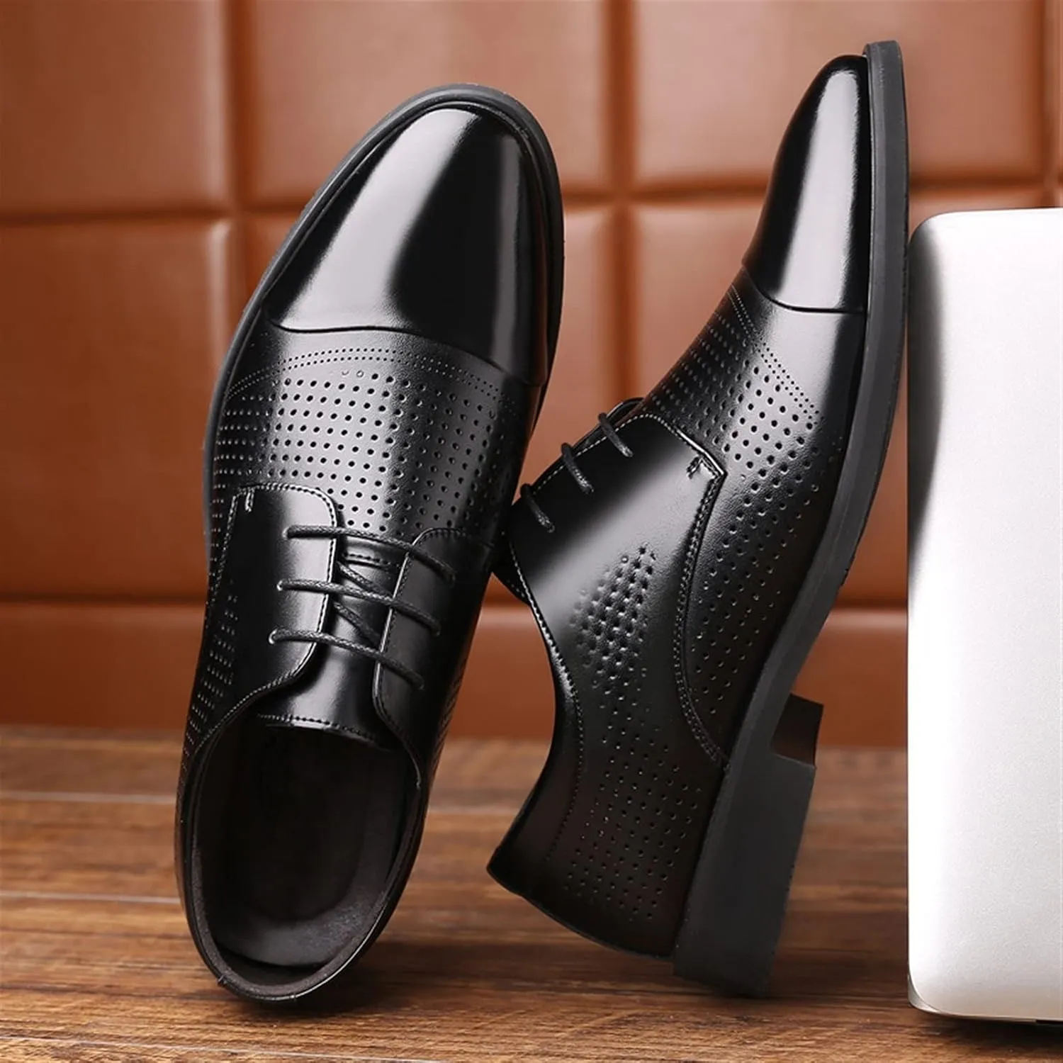Dress Shoes for Men Lace Up Round Cap Toe Breathable Leather Low Top Rubber Sole Anti-Slip Classic Suitable for Many Occasions.
