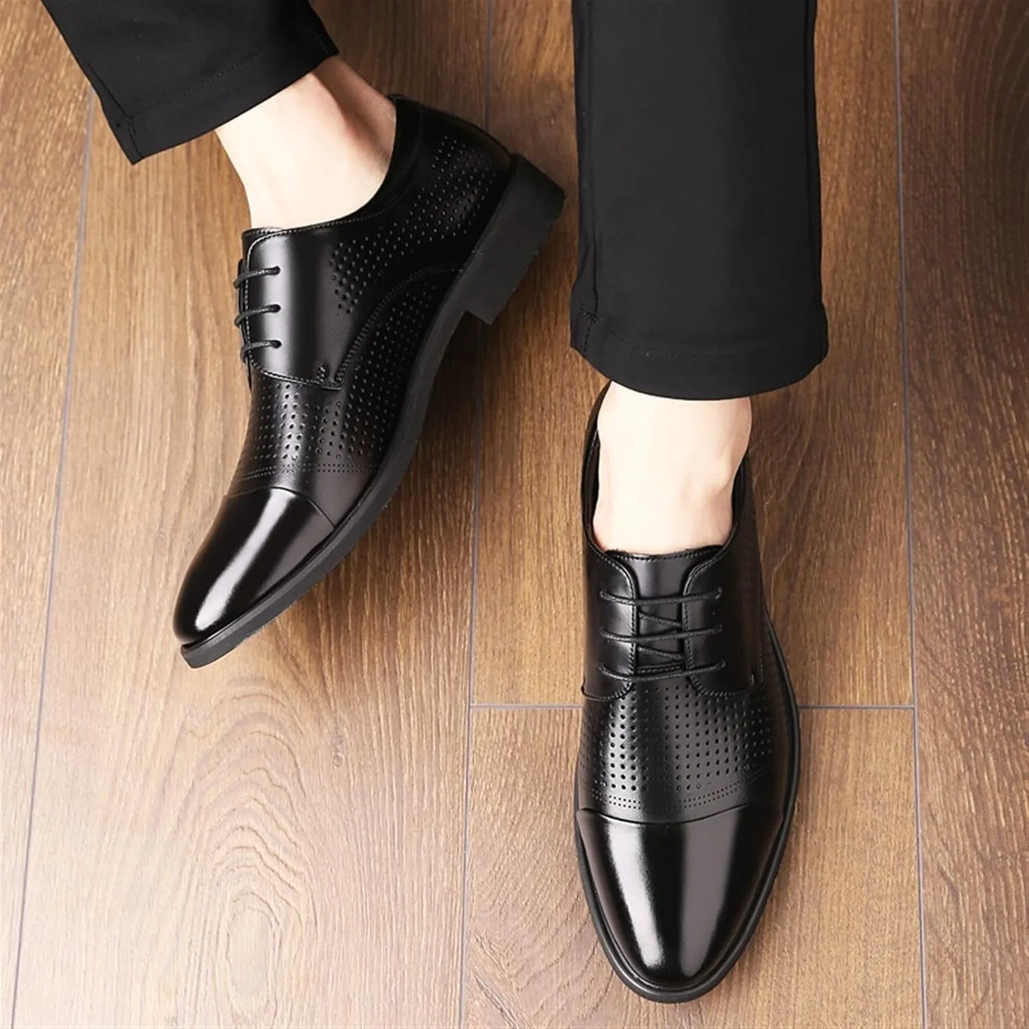 Dress Shoes for Men Lace Up Round Cap Toe Breathable Leather Low Top Rubber Sole Anti-Slip Classic Suitable for Many Occasions.