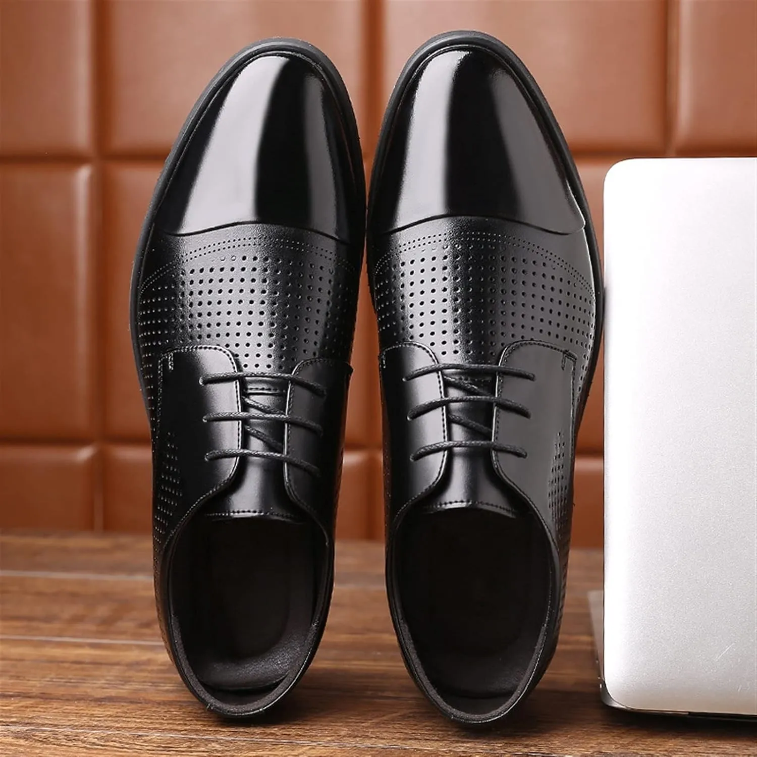 Dress Shoes for Men Lace Up Round Cap Toe Breathable Leather Low Top Rubber Sole Anti-Slip Classic Suitable for Many Occasions.