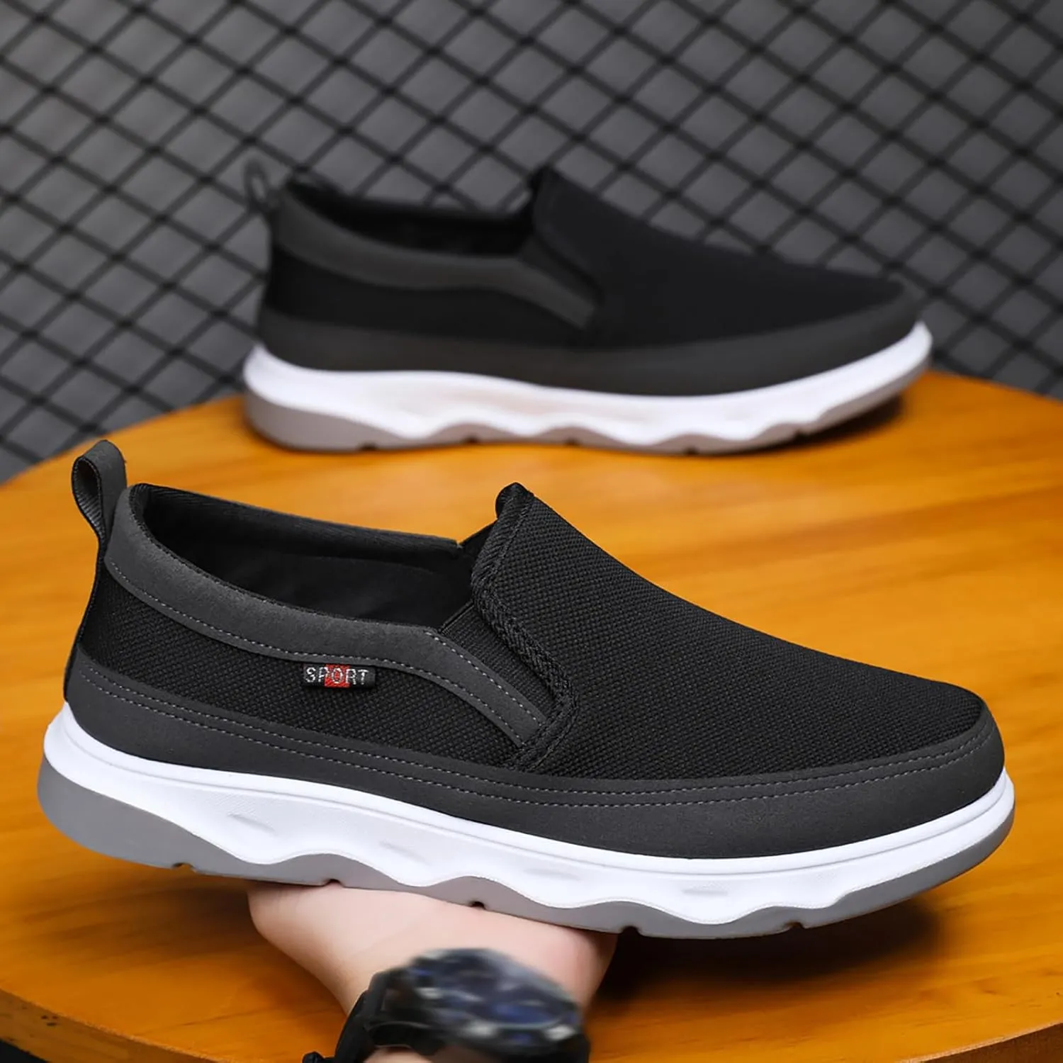 Lightweight Diabetic Shoes for Men Lightweight Breathable Slip on Running Shoe Lightweight Elderly Slip on Shoes