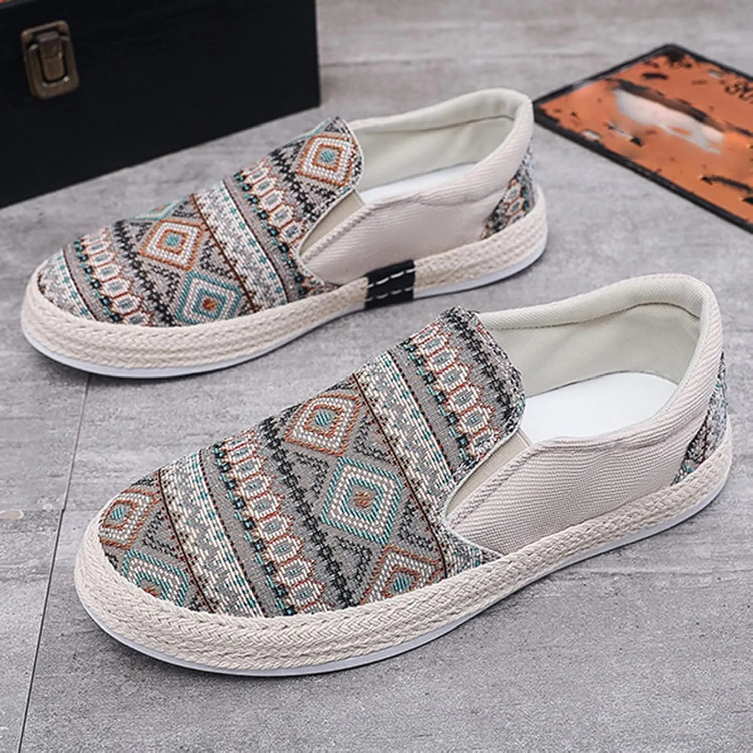 Lightweight Diabetic Shoes for Men Slip On Lightweight Breathable Fashion Sneaker Soft Flat Soled Elderly Shoes