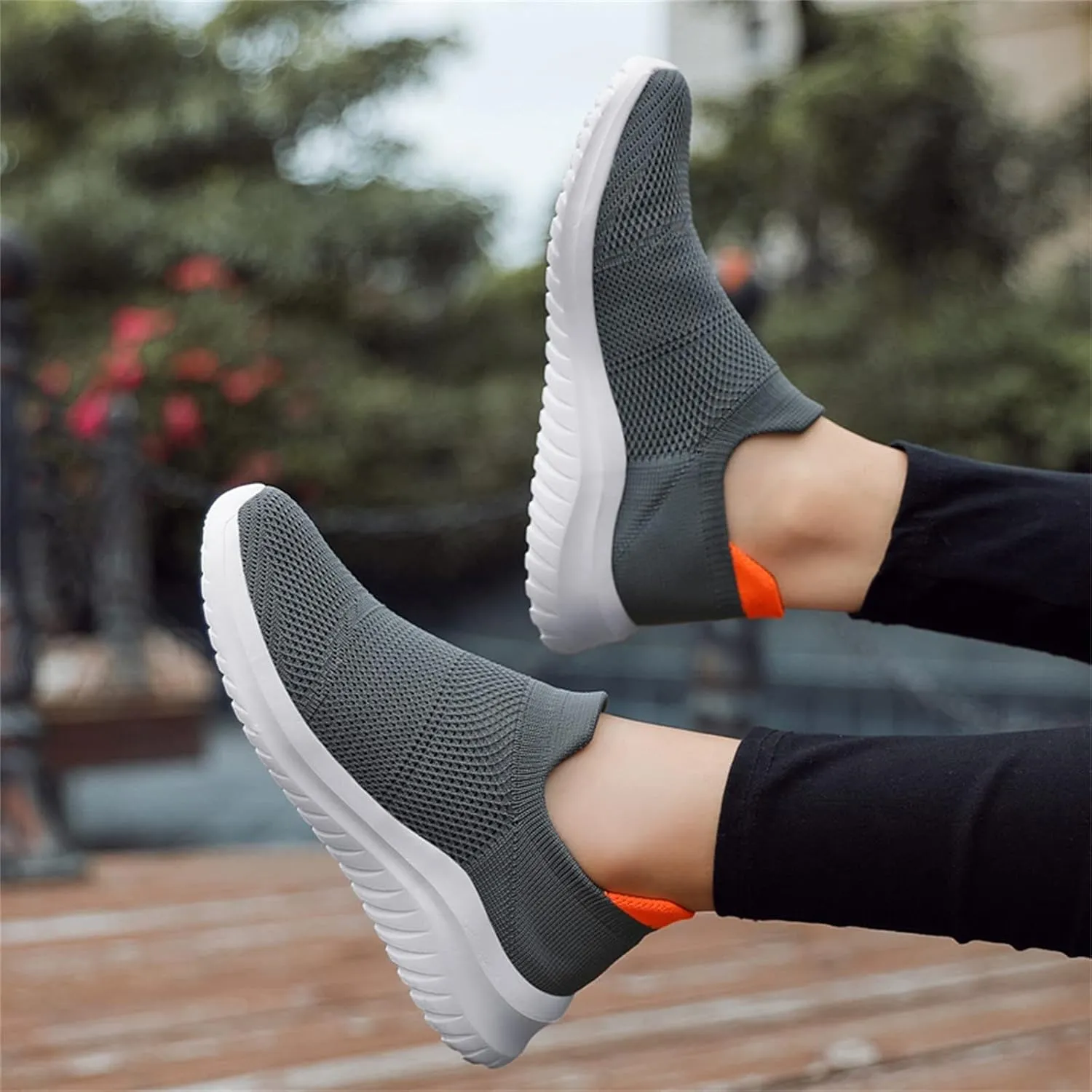 Lightweight Work Shoes for Men Comfortable Breathable Lightweight Tennis Shoe Outdoor Non Slip Jogging Sneakers