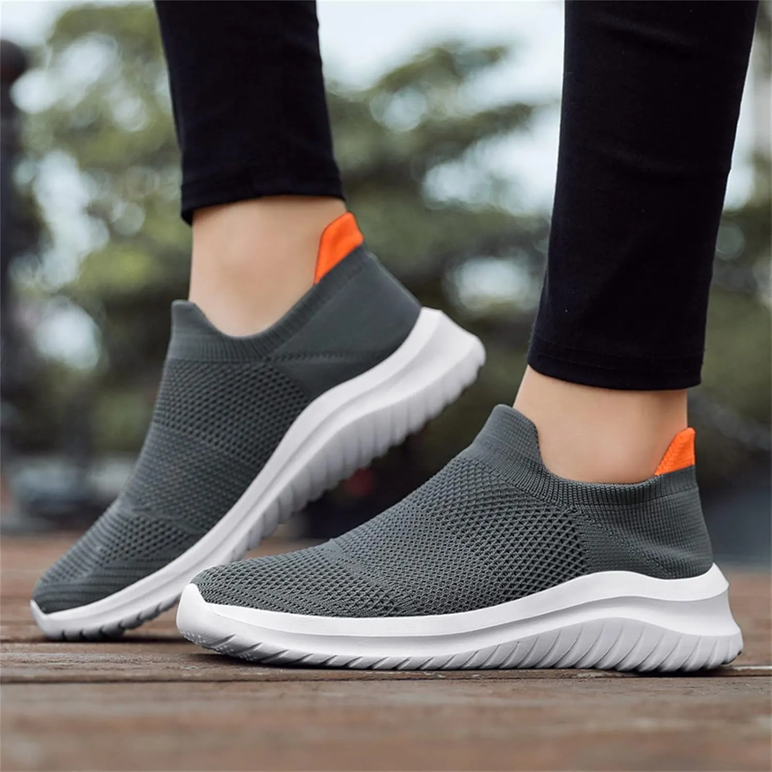 Lightweight Work Shoes for Men Comfortable Breathable Lightweight Tennis Shoe Outdoor Non Slip Jogging Sneakers