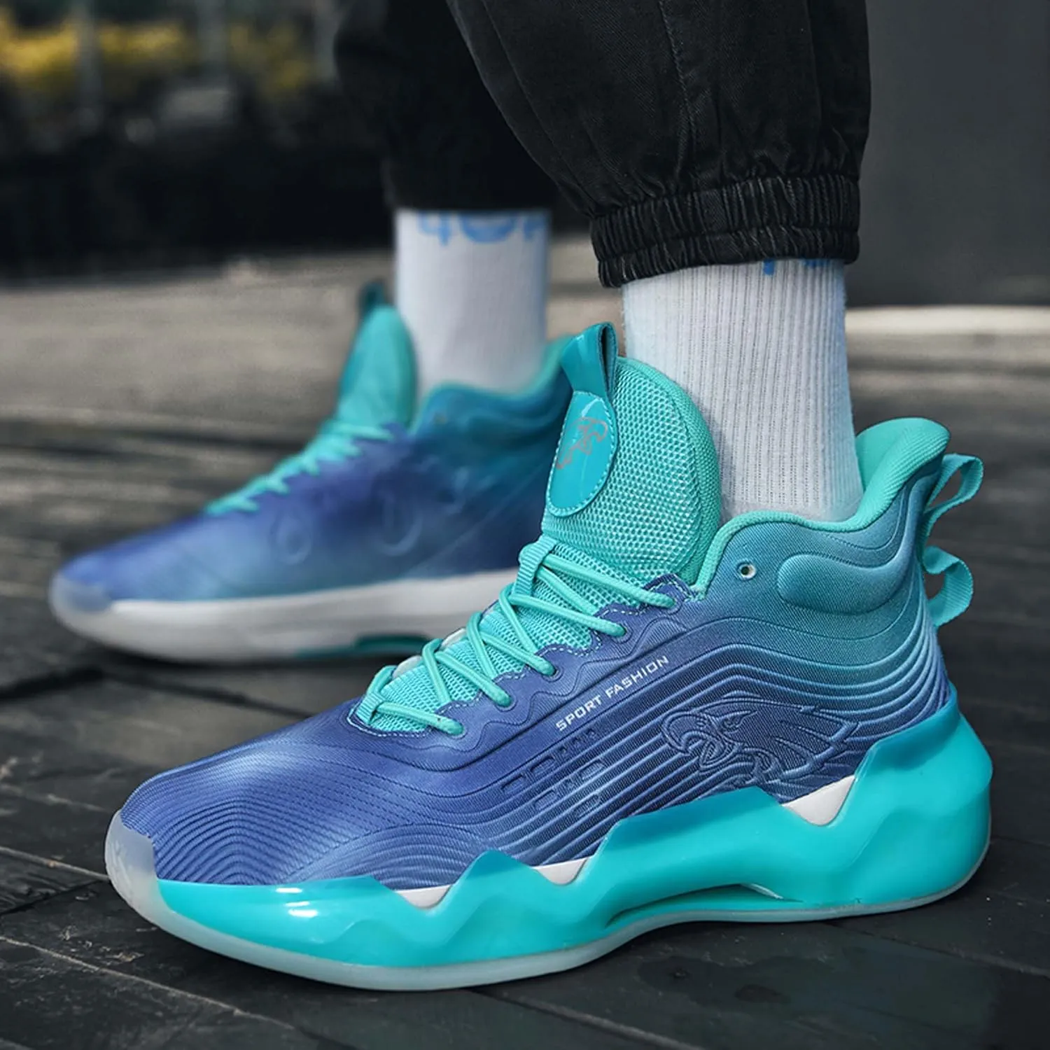 Men's Fashion Breathable Basketball Shoes Lightweight Anti-Slip Sneakers Wear-Resistant Rebound Running Shoes Personalized Casual Sports Basketball Women's Shoes