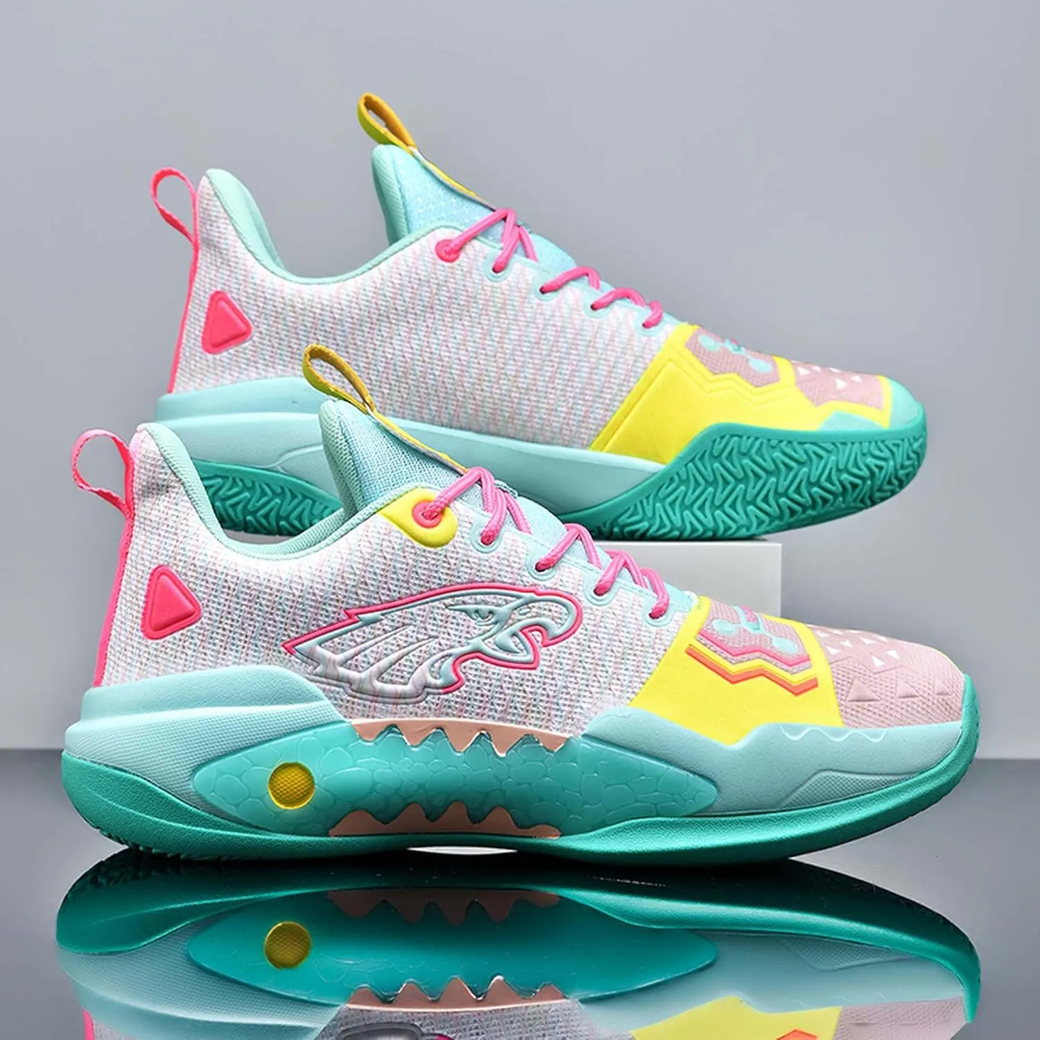 Men's High Top Training Basketball Shoes Breathable Mesh Sports Running Shoes Women's Outdoor Casual Walking Workout Fitness Tennis Shoes