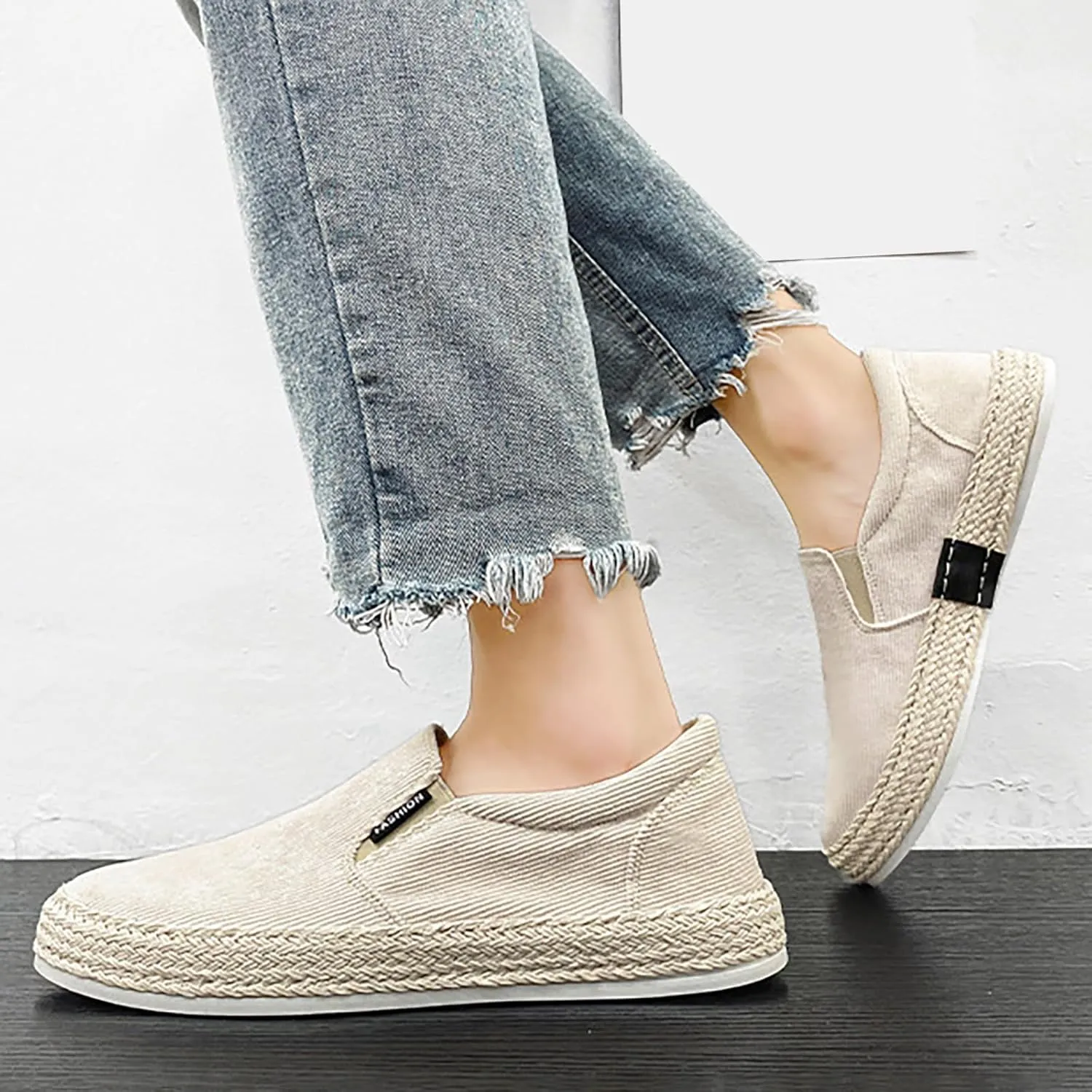 Men's Lightweight Cushion Sneakers Lightweight Breathable Slip on Running Shoe Lightweight Elderly Slip on Shoes