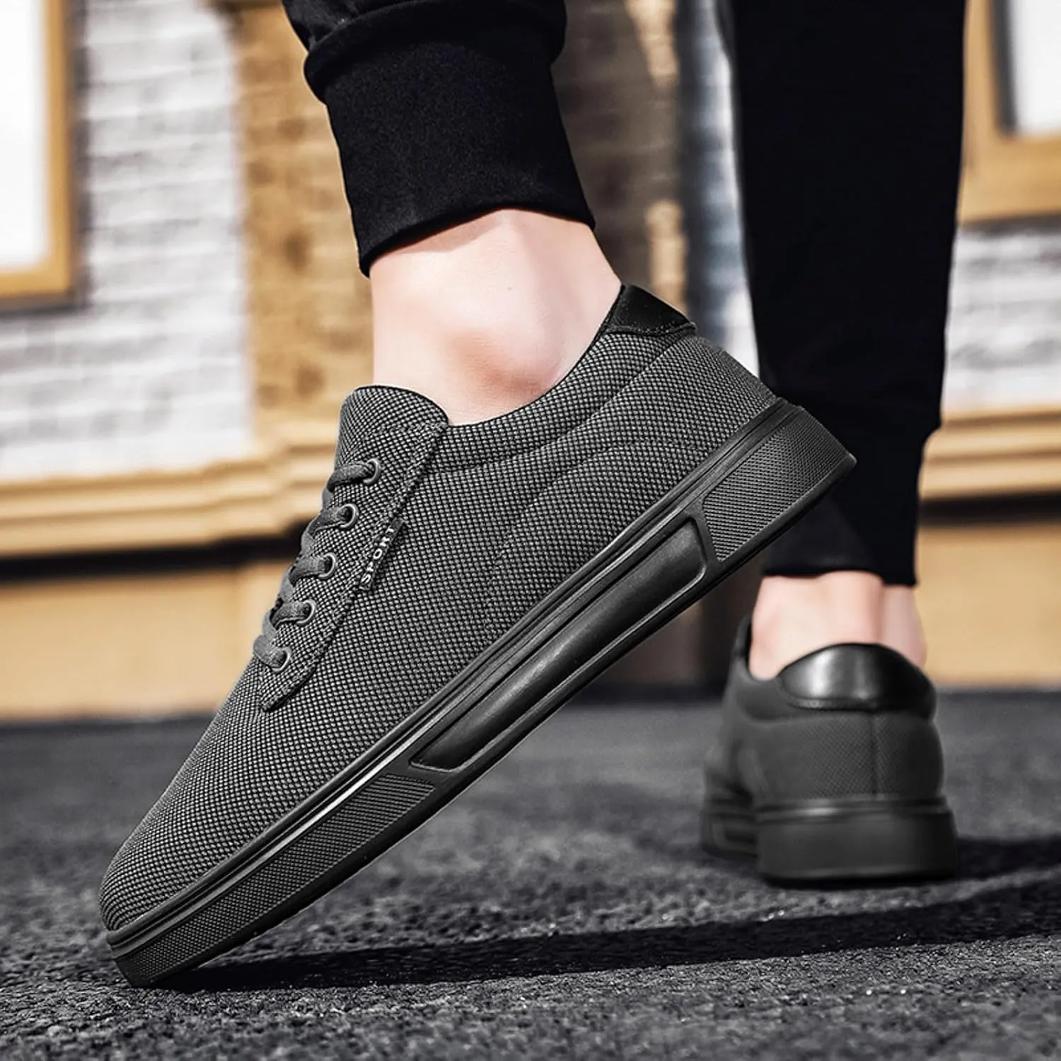 Men's Minimalist Barefoot Shoes Lightweight Breathable Slip On Running Shoe Men's Lightweight Cushion Sneakers