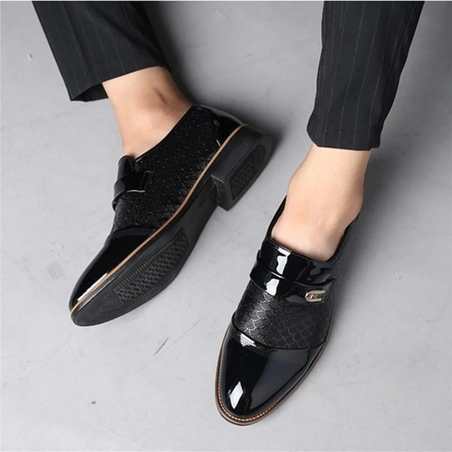 Men's Oxford Classic Dress Shoes Comfort Breathable Patchwork Modern Formal Business Men Shoes