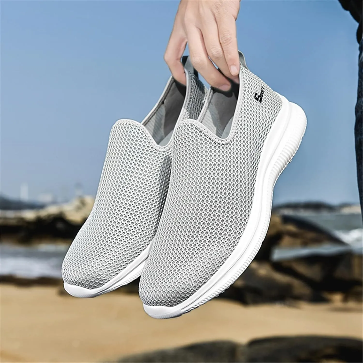 Men's Sport Breathable Mesh Shoes Lightweight Breathable Slip On Running Shoe Lightweight Elderly Slip On Shoes