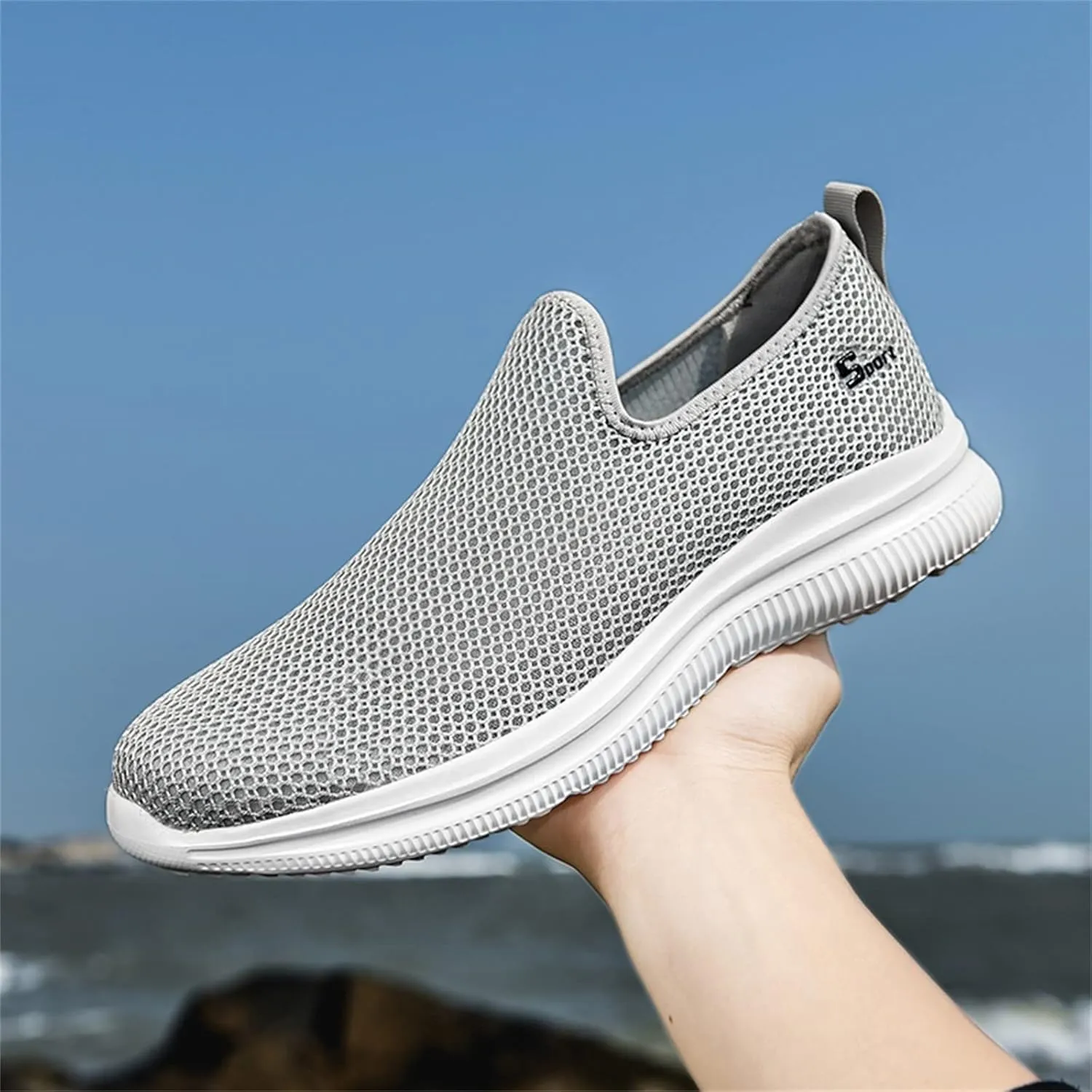 Men's Sport Breathable Mesh Shoes Lightweight Breathable Slip On Running Shoe Lightweight Elderly Slip On Shoes