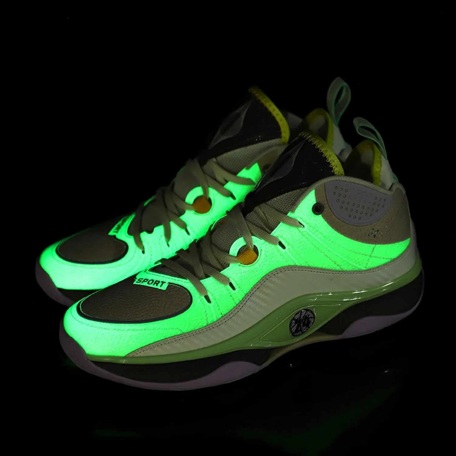 Men's Women's Fashionable Fluorescent Lightweight Casual Basketball Shoes Skateboarding Shoes