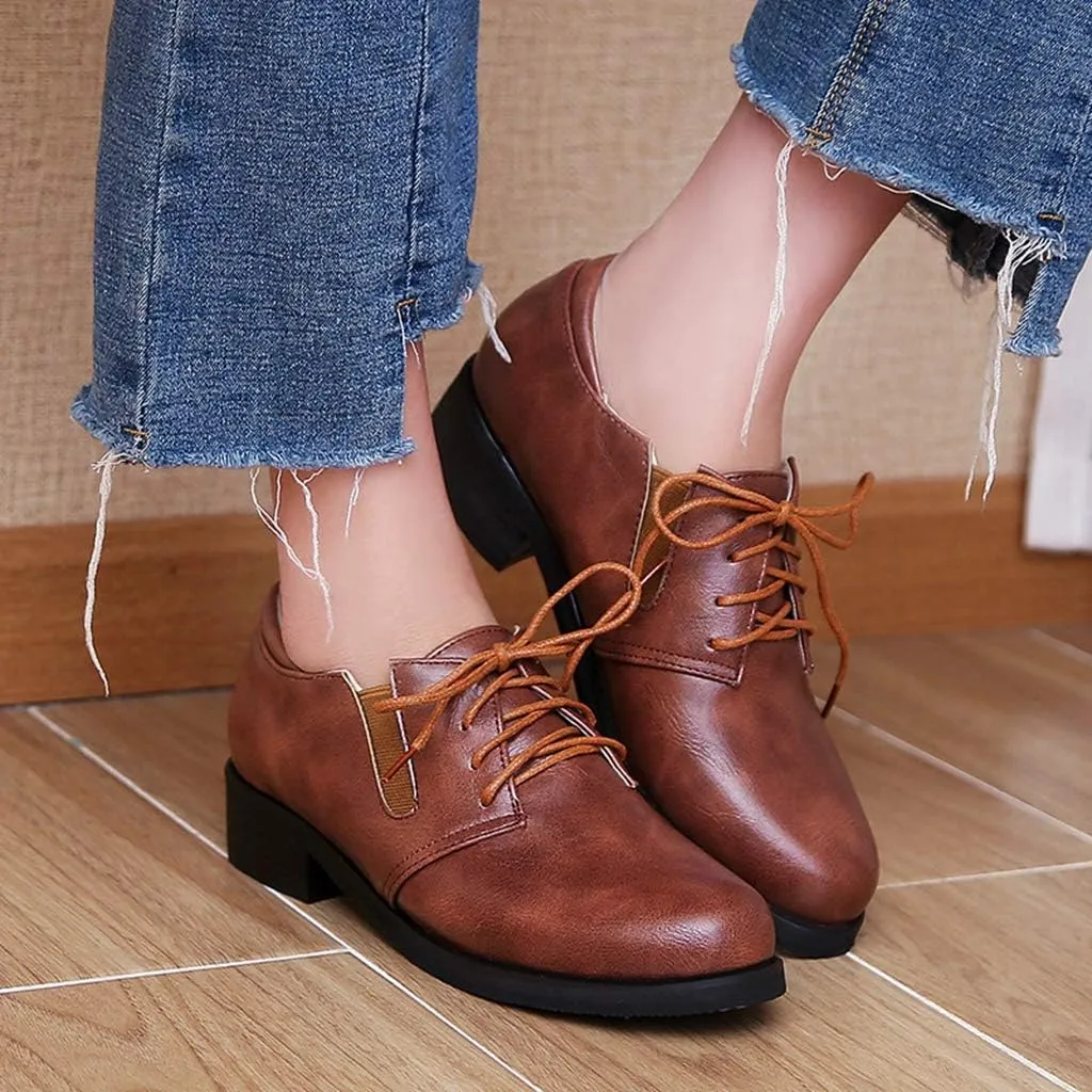 MIOKE Women's Classic Flat Oxford Shoes Lace Up Round Toe Comfort Low Heel Western School Oxfords Brogues