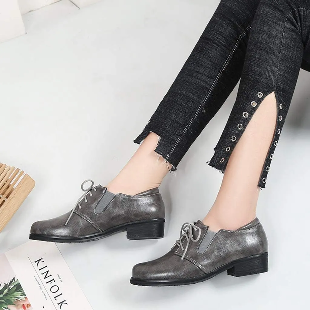 MIOKE Women's Classic Flat Oxford Shoes Lace Up Round Toe Comfort Low Heel Western School Oxfords Brogues