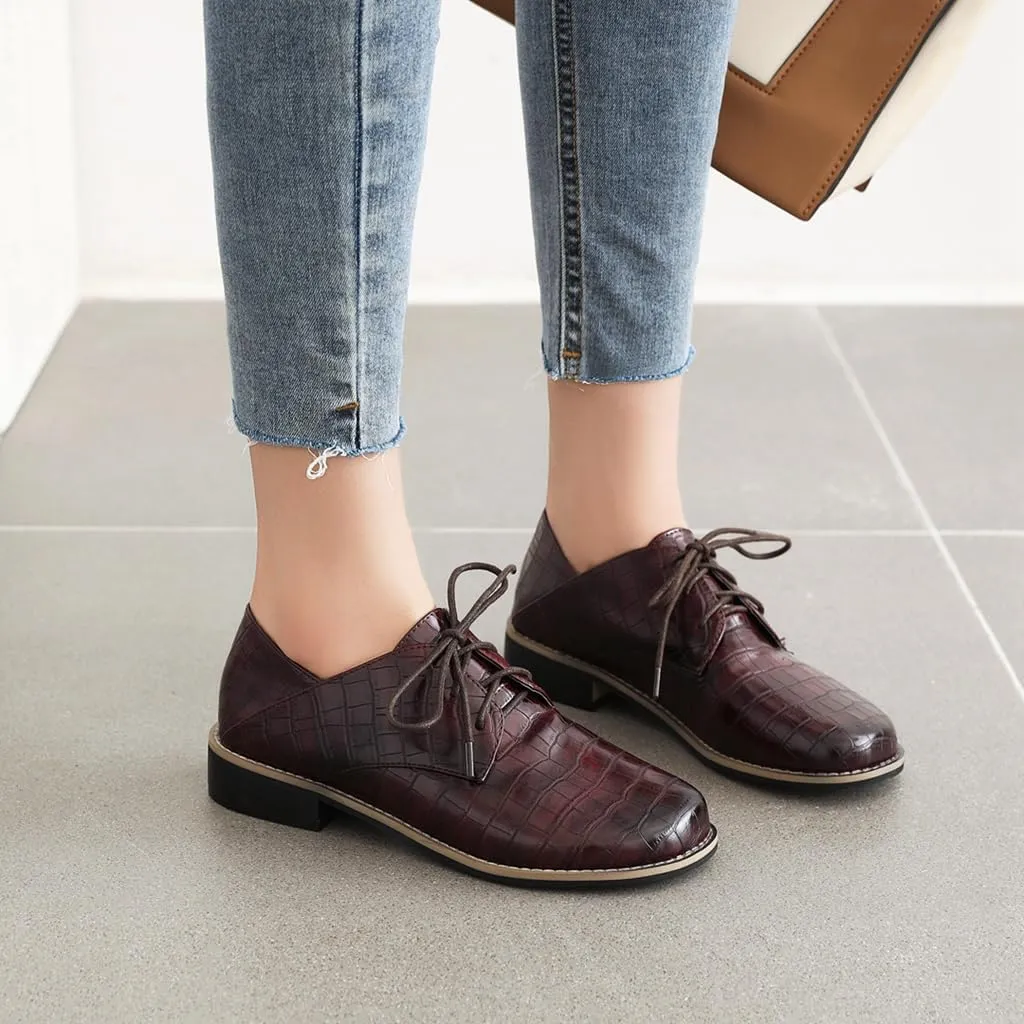 MIOKE Women's Classic Flat Saddle Oxford Shoes Lace Up Comfort Low Heel Western School Oxfords Loafers