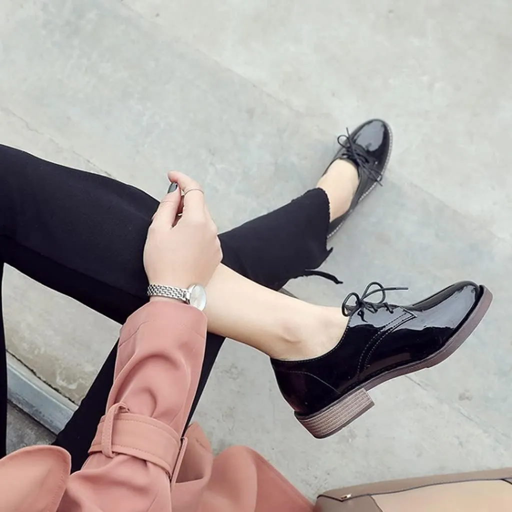 MIOKE Women's Classic Lace Up Oxford Shoes Patent Leather Comfort Flat Low Heel School Oxfords Loafers