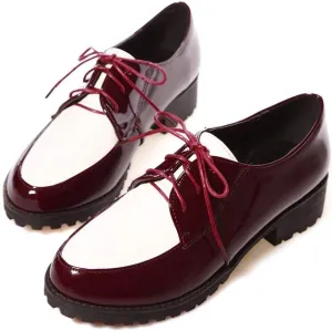 MIOKE Women's Two Tone Flat Saddle Oxford Shoes Wingtip Lace Up Comfort Low Heel Vintage Oxfords Brogues