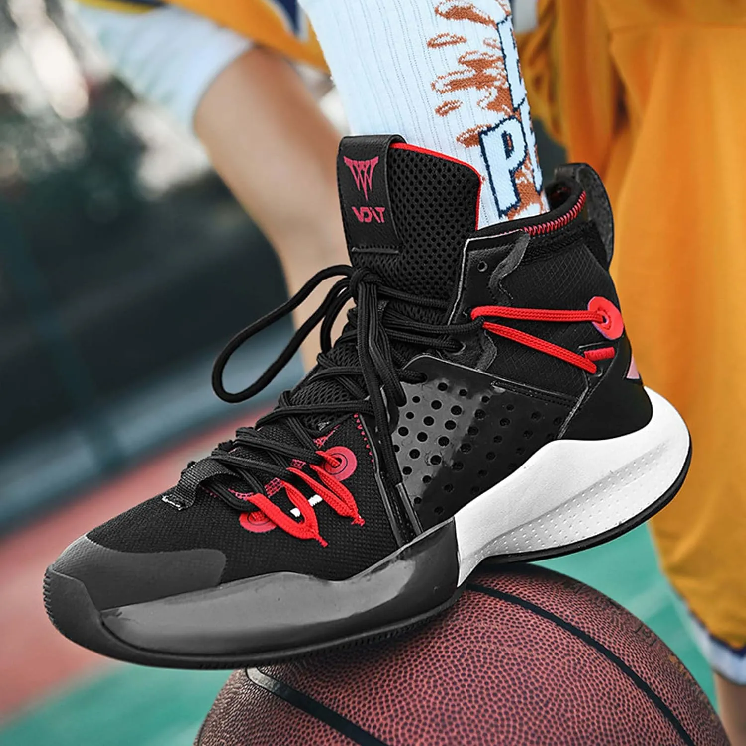 Professional High Top Basketball Shoes Men's Fashion Anti Slip High Top Sneakers Combat Basketball Sneakers Outdoor Casual Walking Breathable Training Running Shoes