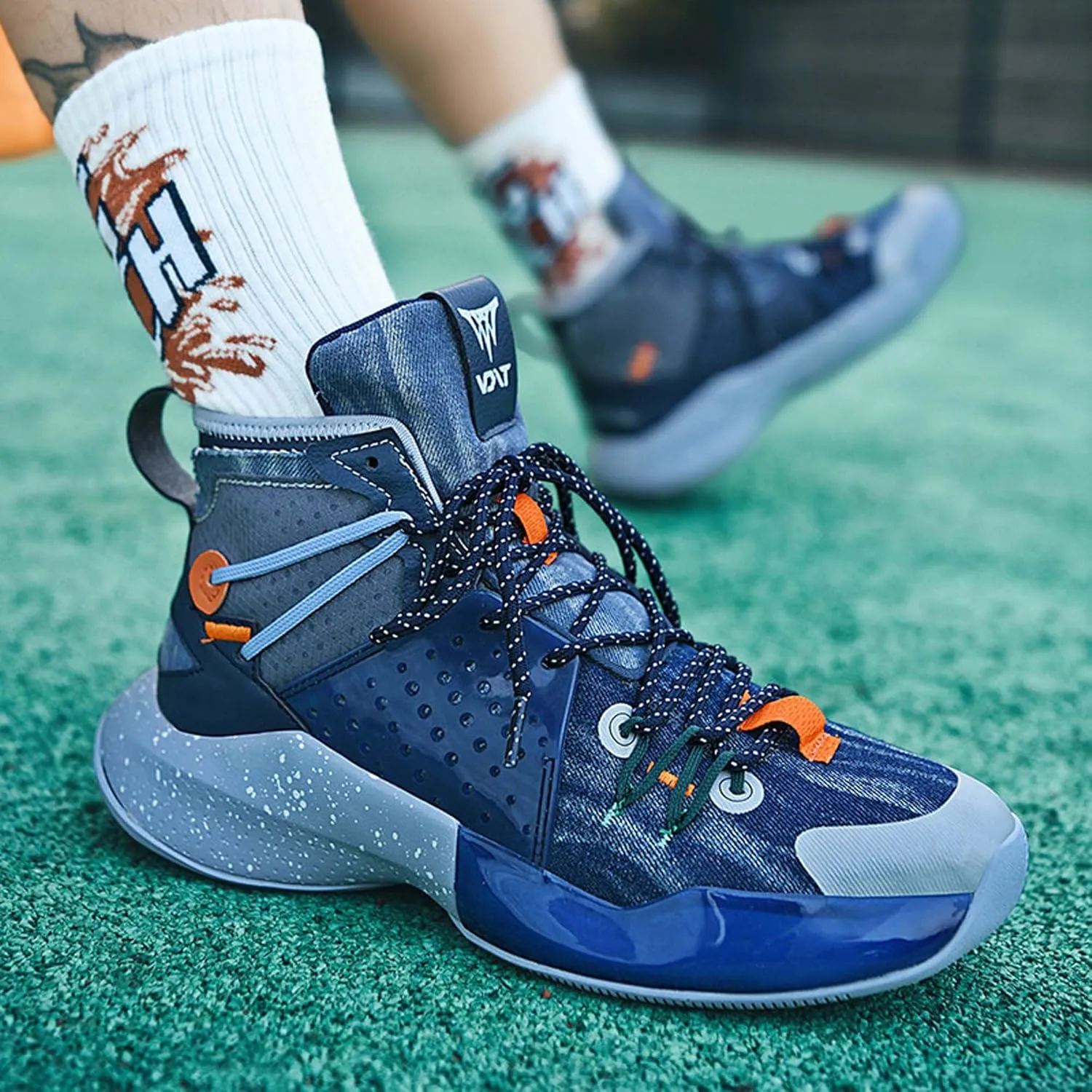 Professional High Top Basketball Shoes Men's Fashion Anti Slip High Top Sneakers Combat Basketball Sneakers Outdoor Casual Walking Breathable Training Running Shoes