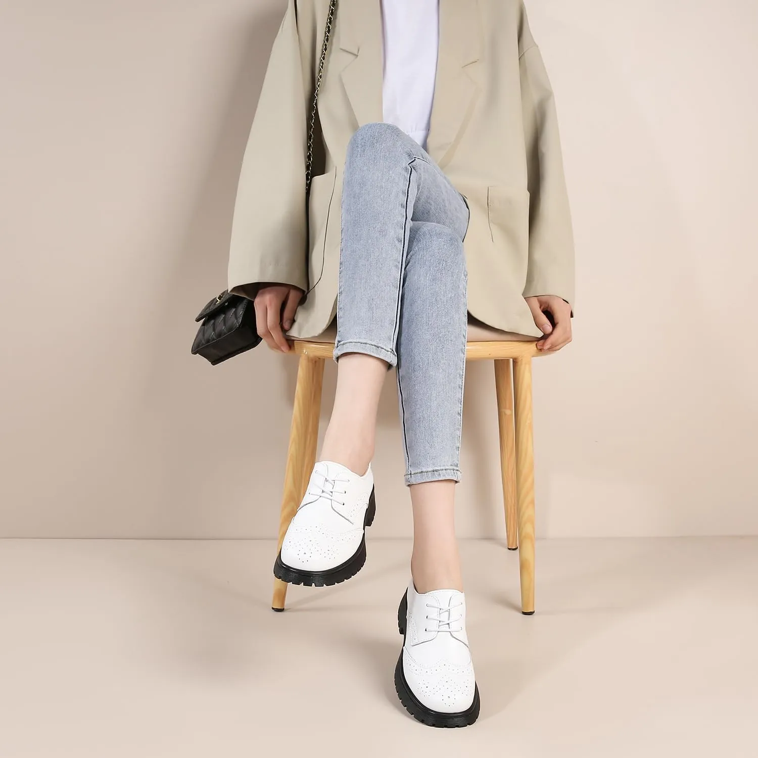 Ruiatoo Dress Shoes for Women Comfort Lace-Up Platform Oxford Shoes Round Toe Oxford Dress Shoe