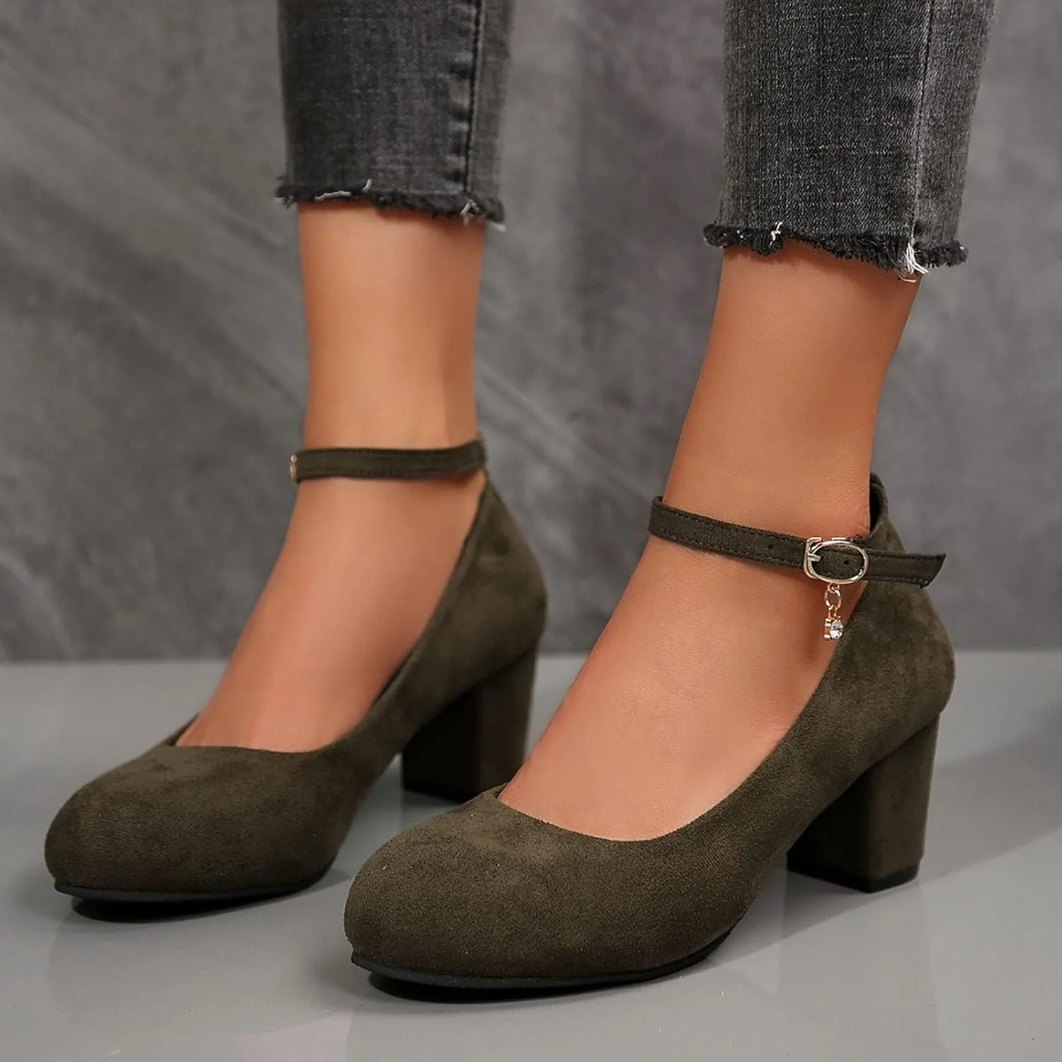 Women's Casual Shoes with Chunky Heel Perfect for Daily Slip On for Comfortable Fit Shoes for Men Casual Walking