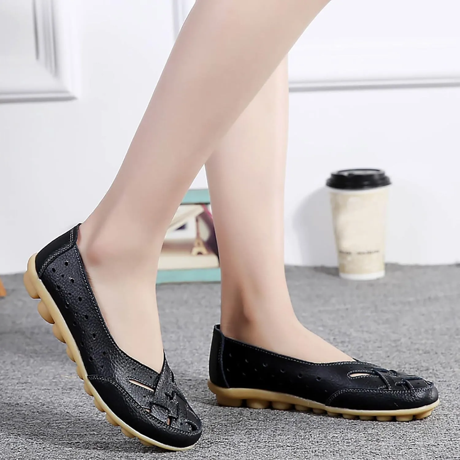 Women's Comfortable Loafers Retro Ladies Moccasins Driving Mocs Comfort Slip-On Fashion Boat Shoes Classic Flats