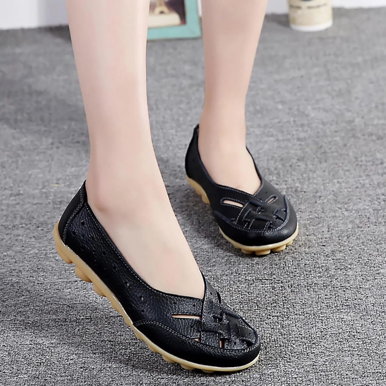 Women's Comfortable Loafers Retro Ladies Moccasins Driving Mocs Comfort Slip-On Fashion Boat Shoes Classic Flats