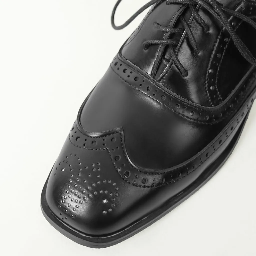 Women's Flat Saddle Oxford Shoes Square Toe Wingtip Perforated Lace Up Comfort Low Heel Oxfords Brogues