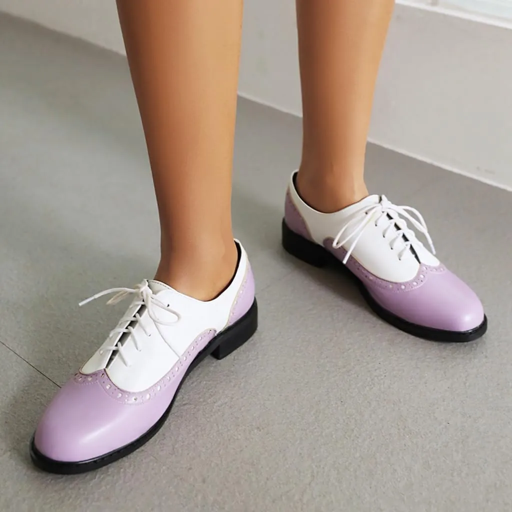Women's Flat Saddle Oxford Shoes Two Toned Wingtip Perforated Lace Up School Uniform Oxfords Brogues