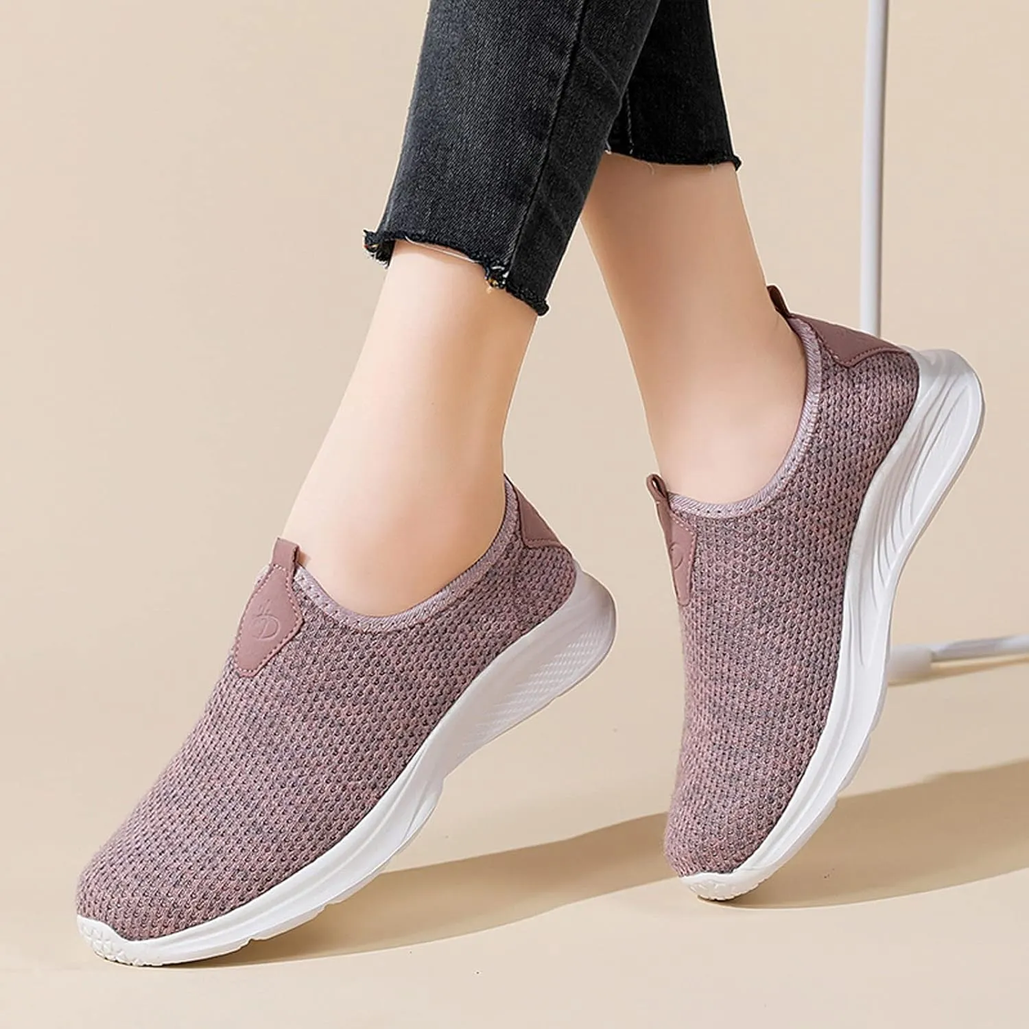 Womens Slip on Walking Shoes Comfort Lightweight Walking Shoes Women Walking Casual Shoes Trendy High Top Sneakers Slip On Tennis Shoe Loafers Casual Slip On