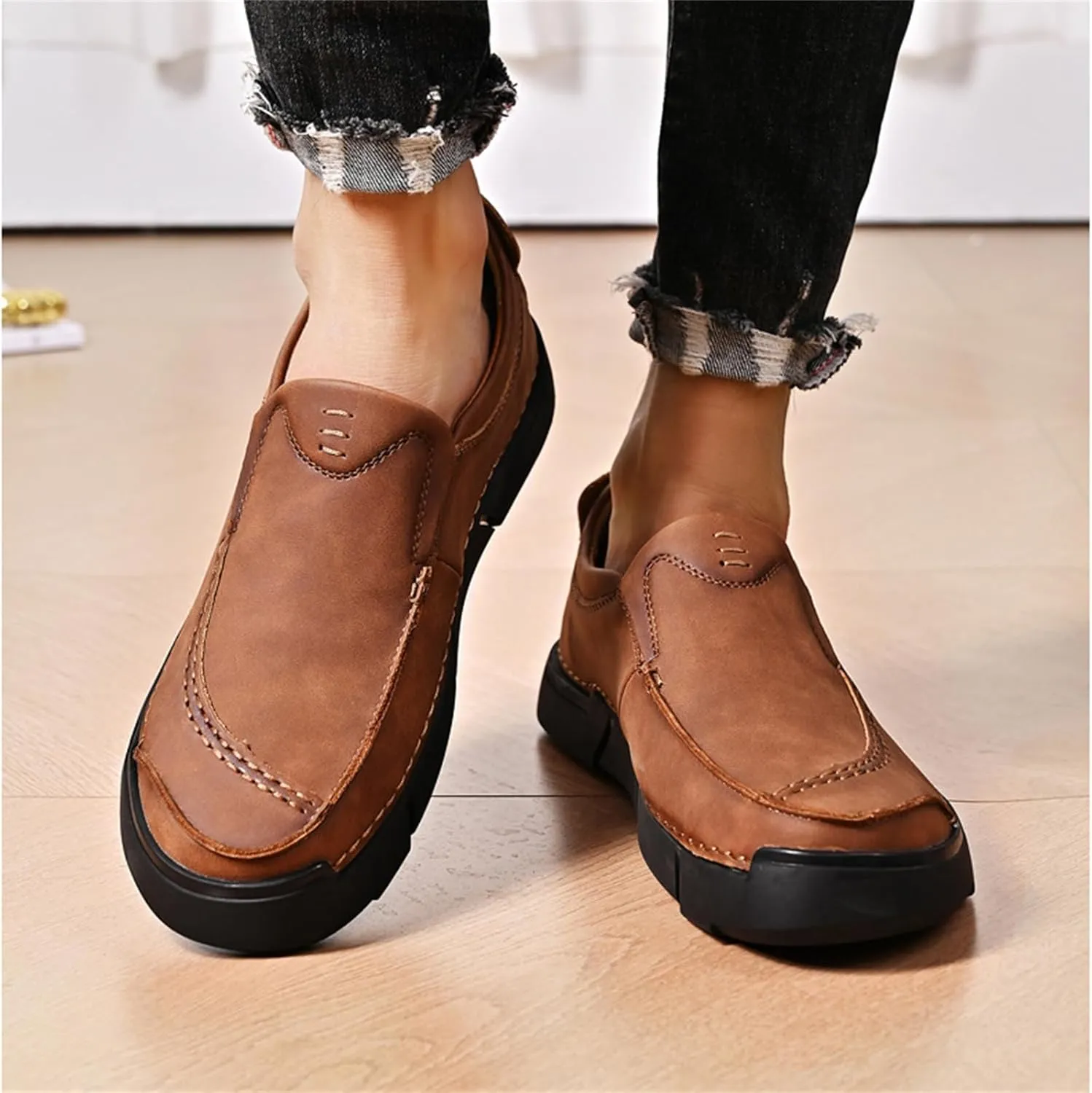 Yuizko Men's Leather Slip-On Casual Loafers Hand Stitching Wide Toe Soft Non-Slip Flat Work Office Walking Driving Shoes